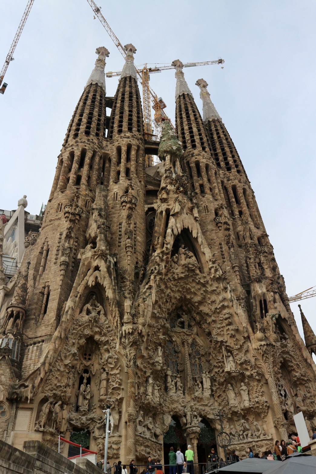 未完成が見れるのは今だけ サグラダファミリアの魅力 旅好きmarieの実際に行ったおすすめ観光スポット